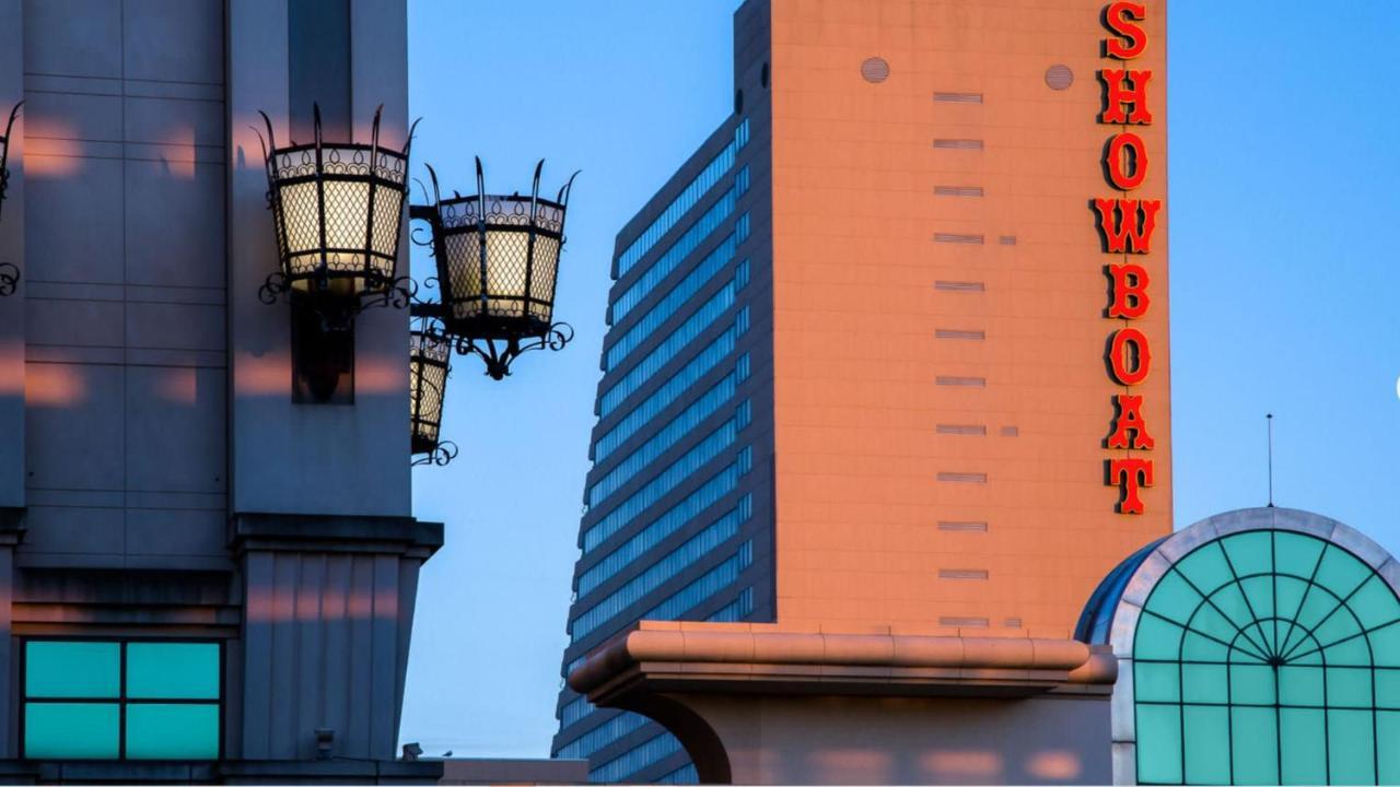 Beachfront Double Queen - Cozysuites Atlantic City Bagian luar foto